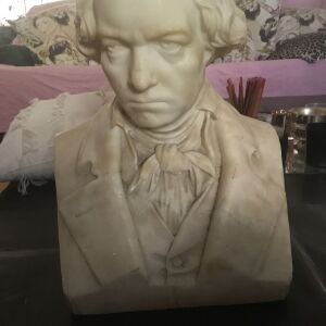 Ενυπόγραφη μαρμάρινη προτομή γλυπτό  μπούστο του Beethoven από 1850 πολύ μεγάλη σε διαστάσεις