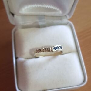 Χρυσο δαχτυλίδι Κ14 με μαυρα ζιργκον