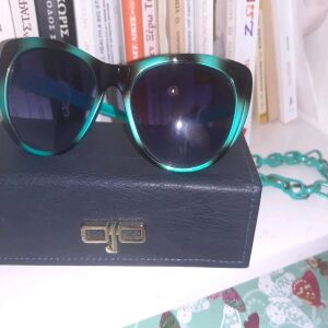 Γυαλιά ηλίου ojo sunglasses, με φακό κατάλληλο για προστασία από uva & uvb, σε άριστη κατάσταση, δώρο με ασορτί αλυσίδα