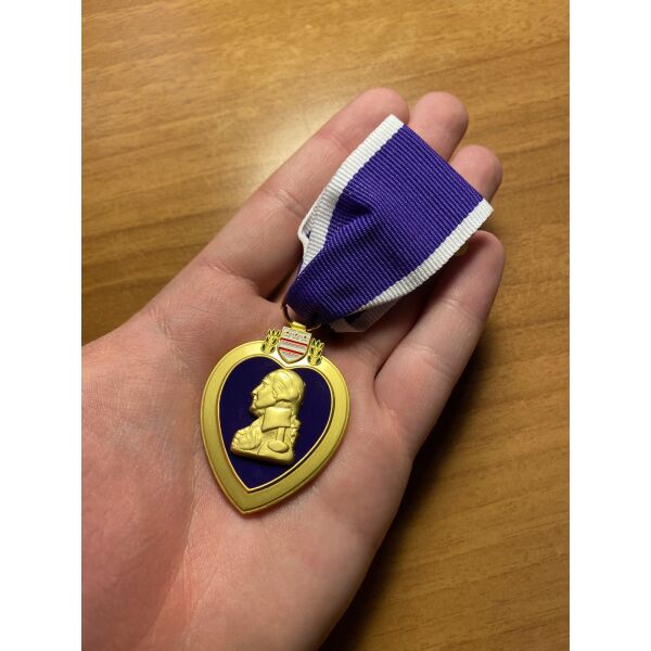 Purple Heart medal USA antigrafo, metallio andias