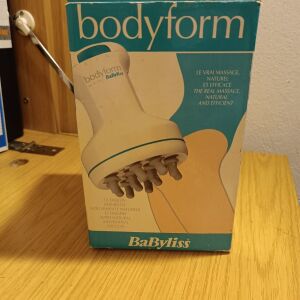 Συσκευή BODYFORM (type 760) για μασάζ σώματος με φυσικές κινήσεις της BABYLISS