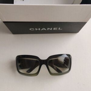 Γυαλιά ηλίου Chanel γυναικεία
