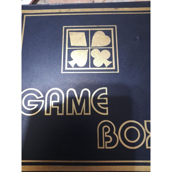 GAME BOX apo to  PLAY BOY