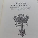 Πολυτελής συλλεκτική έκδοση "Άπαντα του Αριστοτέλους" , σε χρυσοποίκιλτη κασετίνα.