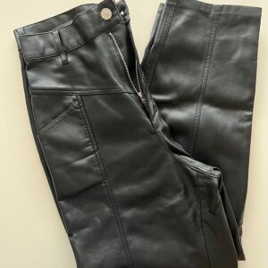 Zara Παντελόνι Δερμάτινο Μαύρο EUR 38/USA 6/ MEX 28