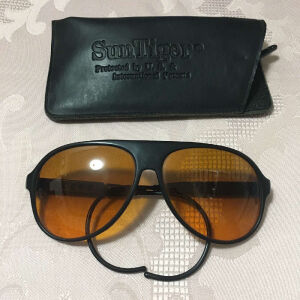 γυαλιά ηλίου με UV μπλοκο