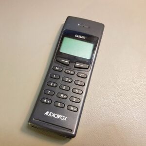 Vintage συλλεκτικό κινητό τηλέφωνο  Audiovox GSM 700