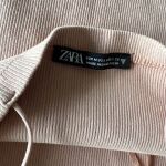 Zara κοντό φόρεμα σε απαλό ροζ Medium