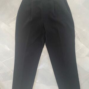 Παντελόνι υφασμάτινο μαύρο Zara basic small ψηλόμεσο