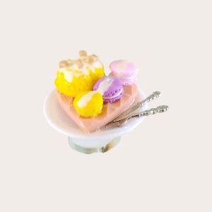 Δαχτυλίδι βάφλα καρδιά με παγωτό λεμόνι και macarons με πολυμερικό πηλό