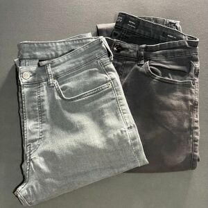 Ανδρικό γκρί jean H&M νούμερο 31 + Δώρο ανθρακί παντελόνι Bershka