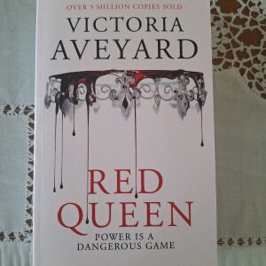 Βιβλίο Red Queen της Victoria Aveyard