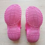 Καλοκαιρινά παπούτσια για κορίτσια τύπου crocs Νο 32 σε άριστη κατάσταση