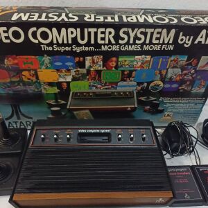 Atari 2600 "Woody" ΣΤΟ ΚΟΥΤΙ ΤΟΥ, κομπλε, αριστη κατασταση, για συλλεκτη