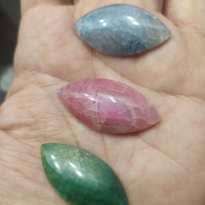 πωλείτε από συλλέκτη ορυκτών πολύτιμων λίθων, 3 φανταστικοί αχάτες οβάλ, 4χ2 cm.σε μπλε πράσινο κ ροζ χρωμα
