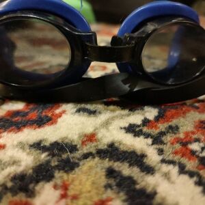 γυαλιά κολύμβησης για ενήλικες