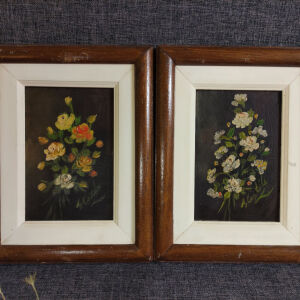 2 μικροί πίνακες ζωγραφικής με θέμα λουλούδια