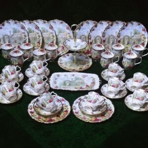 Συλλογή 42 τμ. για 10 άτομα Royal Albert old country roses "Garden Celebration" bone china England 1986