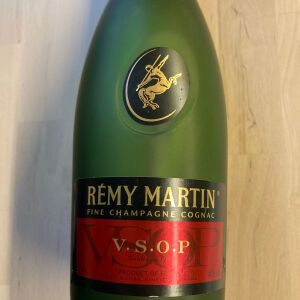 Άδεια φιάλη  remy martin fine champagne cognac v.s.o.p 1 λίτρο