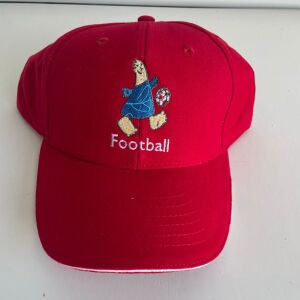 Κόκκινο Καπέλο Αθήνα 2004 με το Φοίβο Football Official Licenced