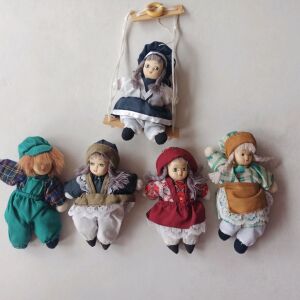5 μικρές πορσελάνινες συλλεκτικές κούκλες