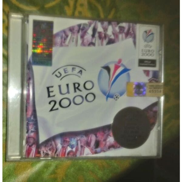 OFFICIAL EURO 2000 ALBUM-CD sfragismeno
