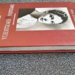 ΠΡΟΣΩΠΑ & ΠΡΟΣΩΠΕΙΑ - Βιβλίο της Άννα Συνοδινού