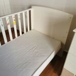 Παιδική κούνια κρεβάτι & συρταριέρα από τα Λητώ