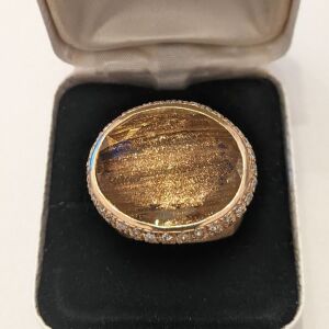 Πανέμορφο ασημένιο δαχτυλίδι 925 από Alloy και 0.10-micron χρυσό! Νούμερο 56. Πληρωμή μέσω Vendora.