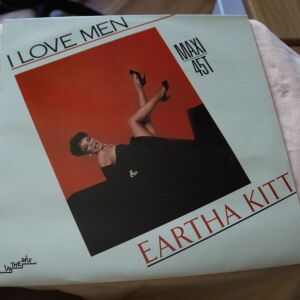 EARTHA KITT-I LOVE MEN