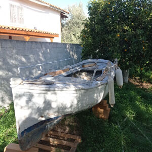 Ξύλινη παραδοσιακή βάρκα 4m x 1.5m/ Ερμιόνη Αργολίδας