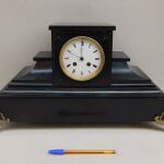 Ρολόι επιτραπέζιο μαρμάρινο, περίπου 100 ετών.