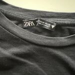 Zara T-shirt Μαύρο Κοντό Medium