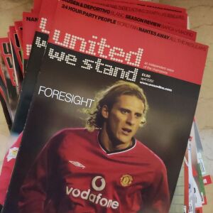 Manchester United περιοδικό United We Stand 32 τευχη