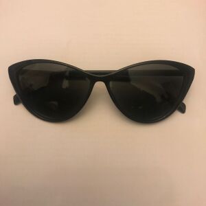 Cat eye sunglasses αγορασμένα από asos uv protection