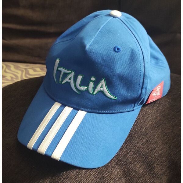 sillektiko kapelo ‘’adidas’’ tis ethnikis italias apo to EURO-UEFA 2012 ametachiristo (30 evro)