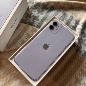 iPhone 11 64gb purple unlocked