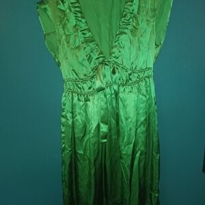 Μεταξωτό φόρεμα πράσινο