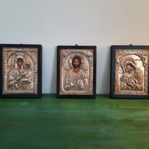 3 ασημένια εικονίσματα με παραδοσιακή αγιογραφία