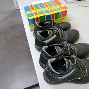 Παπούτσια εργασίας Giasco York s3, σε 45 και 43 νούμερο. ΚΑΙΝΟΎΡΓΙΑ