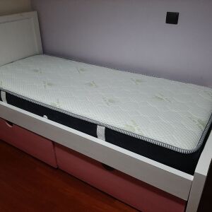Παιδικό κρεβάτι με στρώμα και συρτάρια