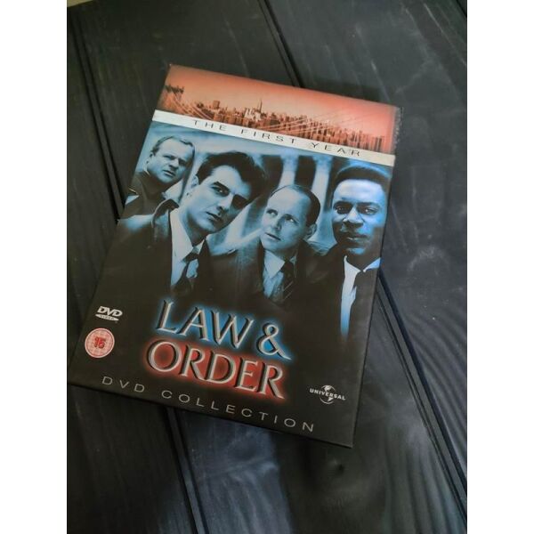Law And Order - The First Year sillektiki kasetina
