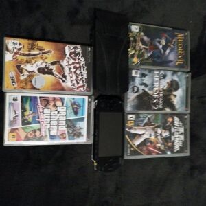 Sony PSP +5 games + leather case