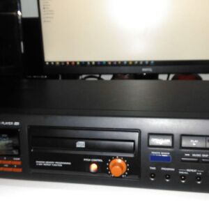TEAC CD-P1450 CD PLAYER + PITCH CONTROL + REMOTE