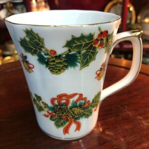 Limoges Vintage Χριστουγεννιάτικη κούπα πορσελάνης…Αμεταχείριστη στο κουτί της  (Limoges Vintage Porcelain Christmas Mug… Unused)