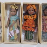 15 Πορσελάνινες "Κούκλες Του Κόσμου"