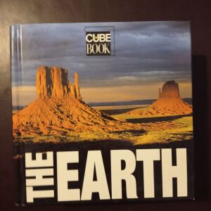 ΒΙΒΛΙΑ THE EARTH - CUBE BOOK