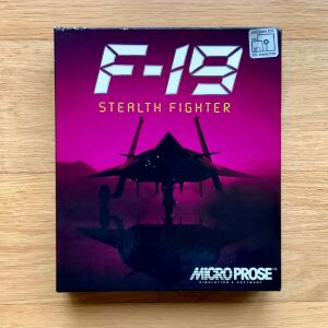 F-19 STEALTH FIGHTER MICROPROSE Flight Simulation IBM PC AT XT 1988 5.25 with Extras