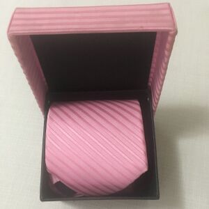 Γραβάτα με κουτί