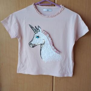 Καλοκαιρινή μπλούζα για κορίτσι 10-11 ετών χρώμα ροζ σε άριστη κατάσταση με σχέδιο από παγιέτες.